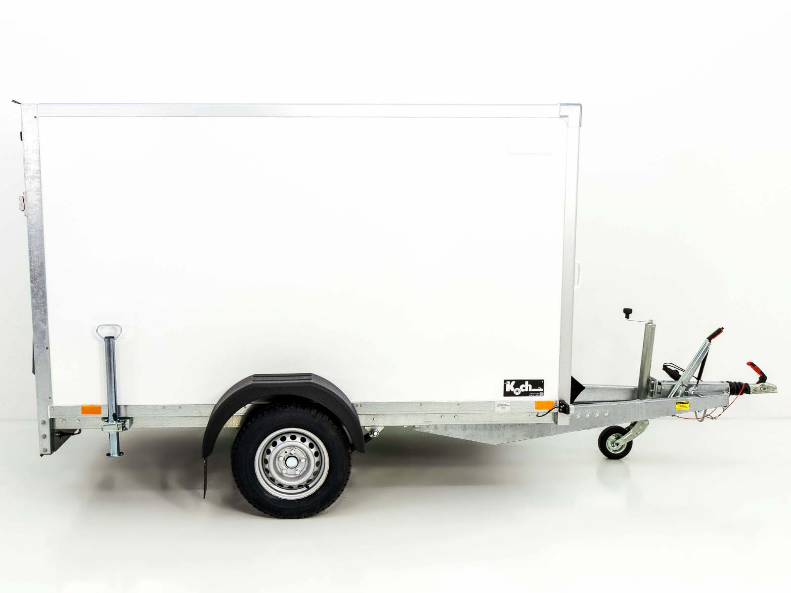 Blyss Kofferanhänger 130x262cm – 1,3t ZGWZ · Höhe 150cm · Heckklappenrampe – Bild 4