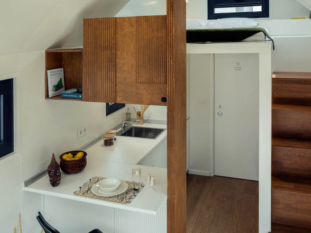 Mooble Mo.1 635 – Kompaktes Tiny House mit Loft, 2–4 Personen – Bild 10