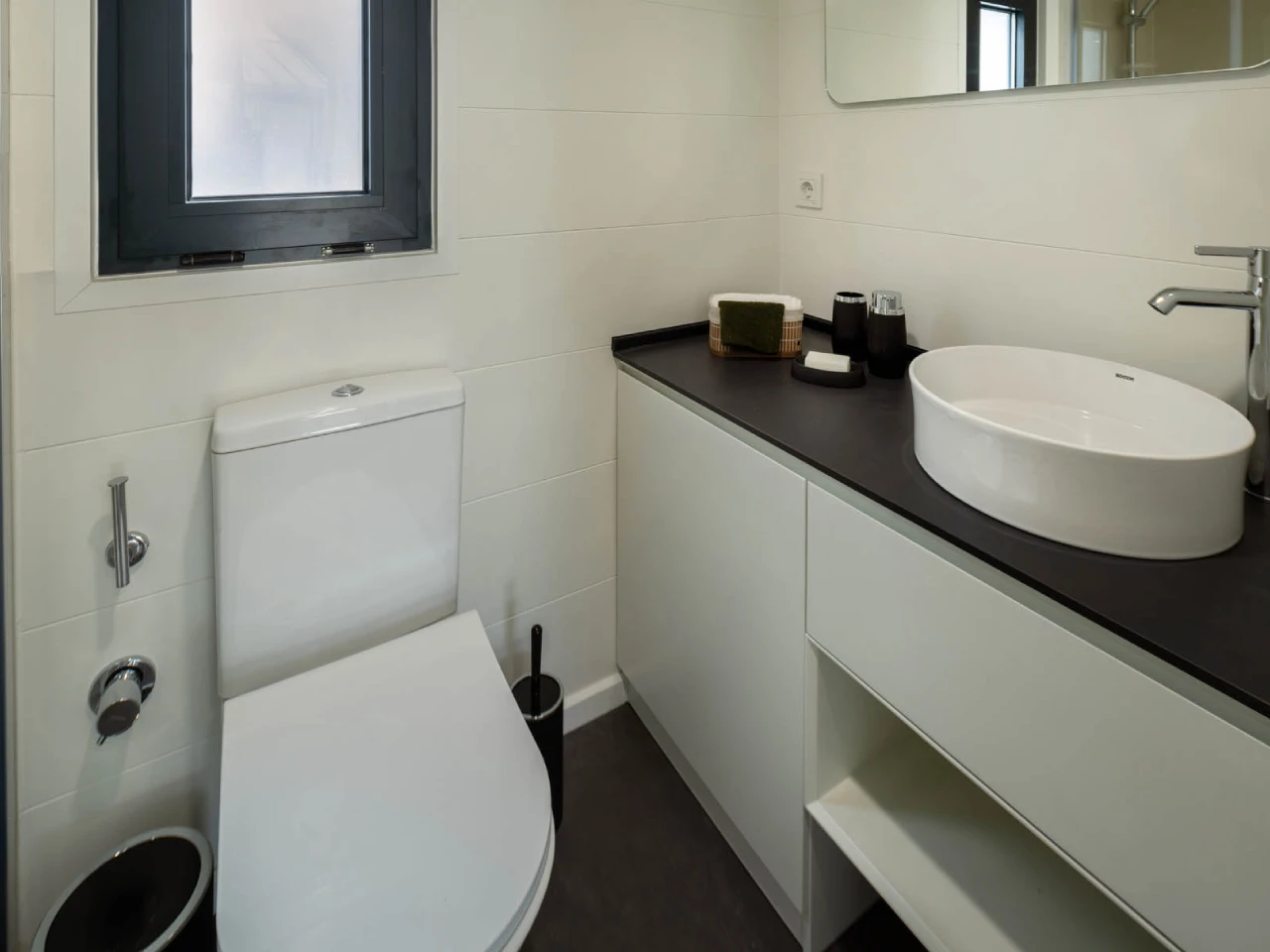 Mooble Mo.1 635 – Kompaktes Tiny House mit Loft, 2–4 Personen – Bild 12