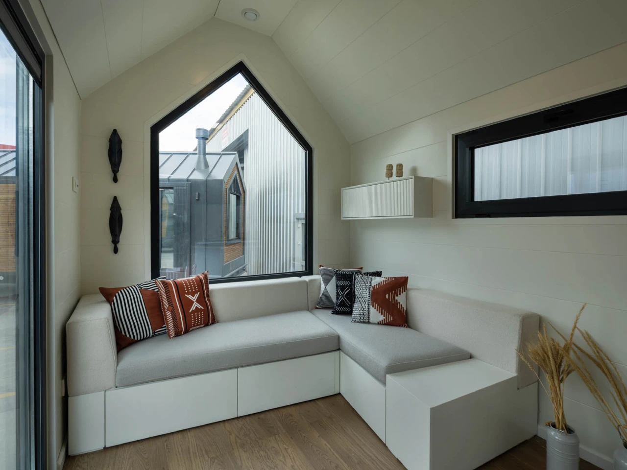 Mooble Mo.1 635 – Kompaktes Tiny House mit Loft, 2–4 Personen – Bild 5