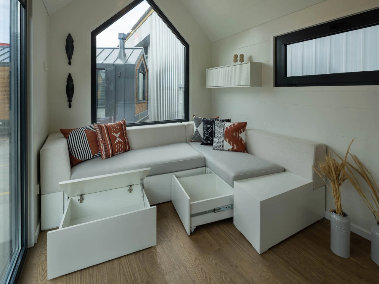 Mooble Mo.1 635 – Kompaktes Tiny House mit Loft, 2–4 Personen – Bild 6